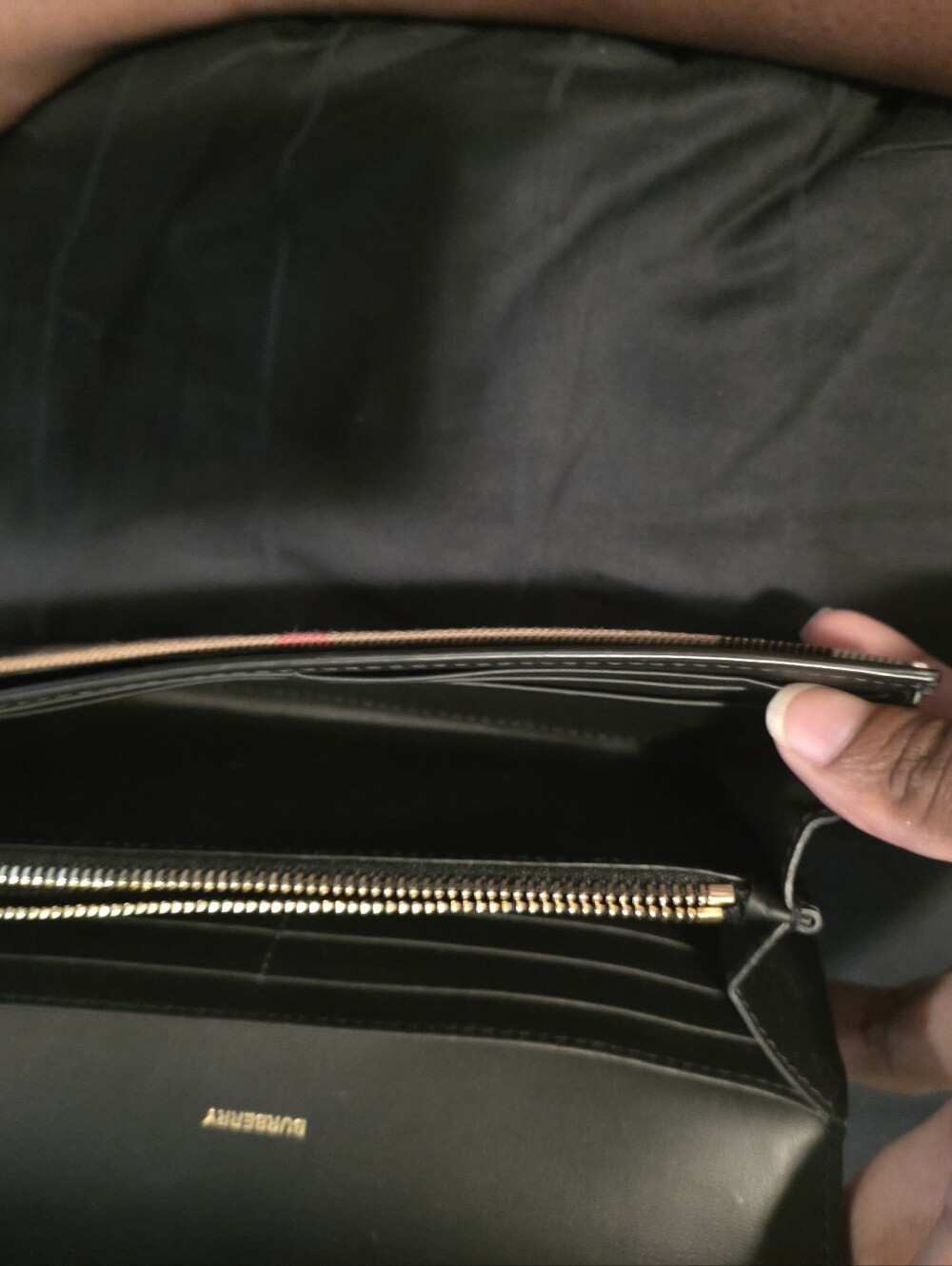 Labor Day Sale NWT- Women's Burberry Black Leather & Beige Check Wallet - Picture 5 of 16